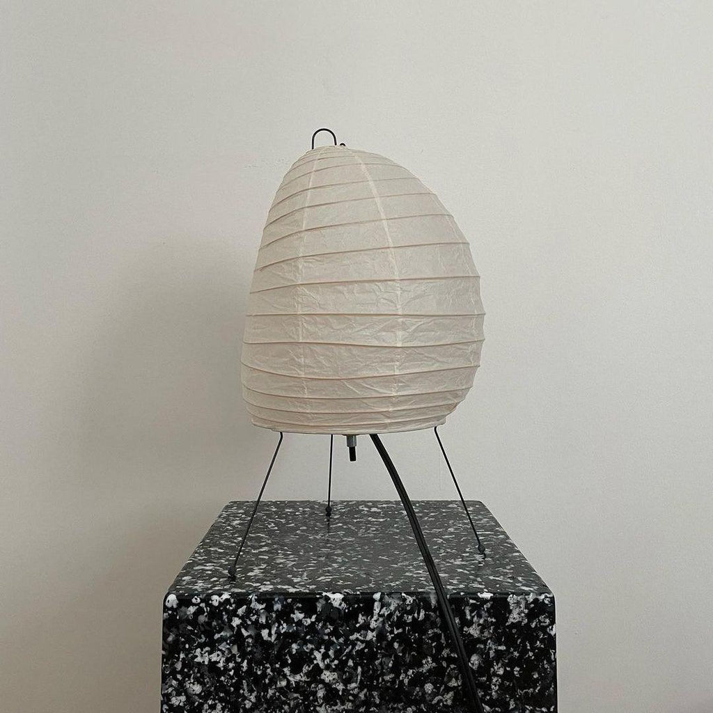 Akari 1N Table Lamp