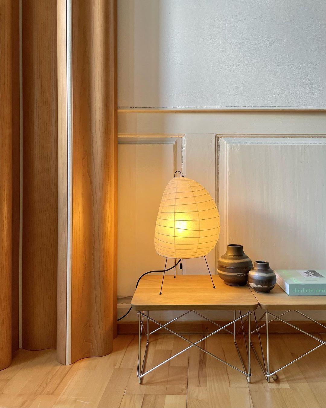 Akari 1N Table Lamp