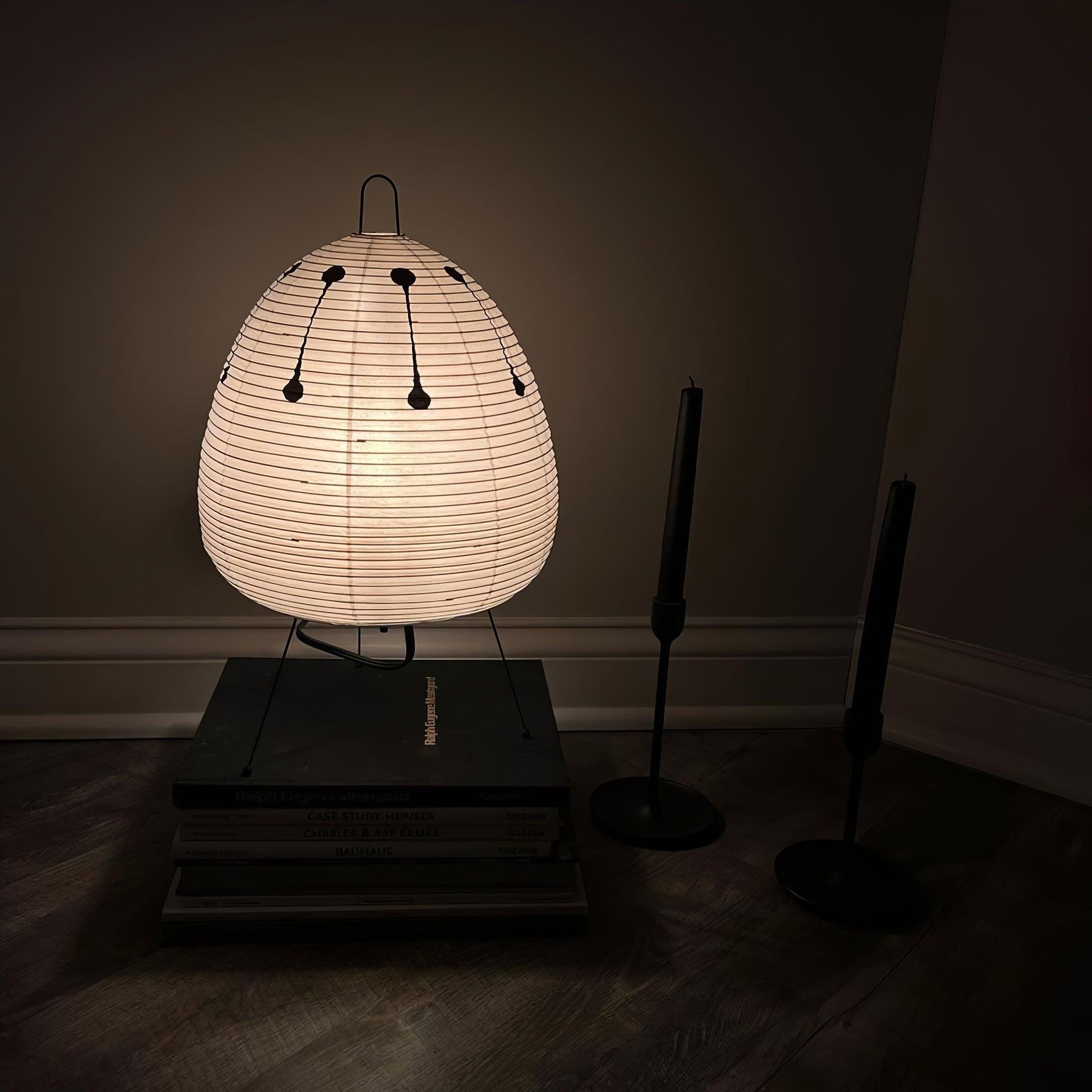 Akari 1A Collection Table Lamp