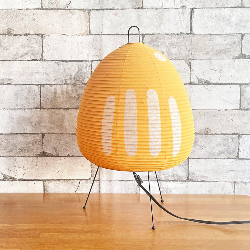 Akari 1A Collection Table Lamp