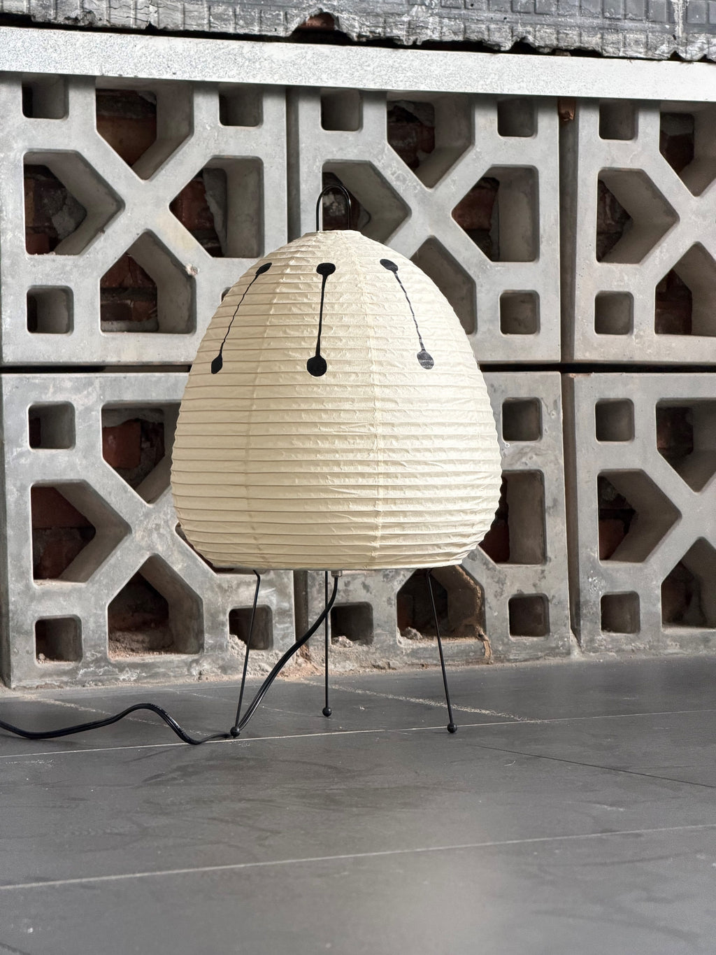 Akari 1A Collection Table Lamp