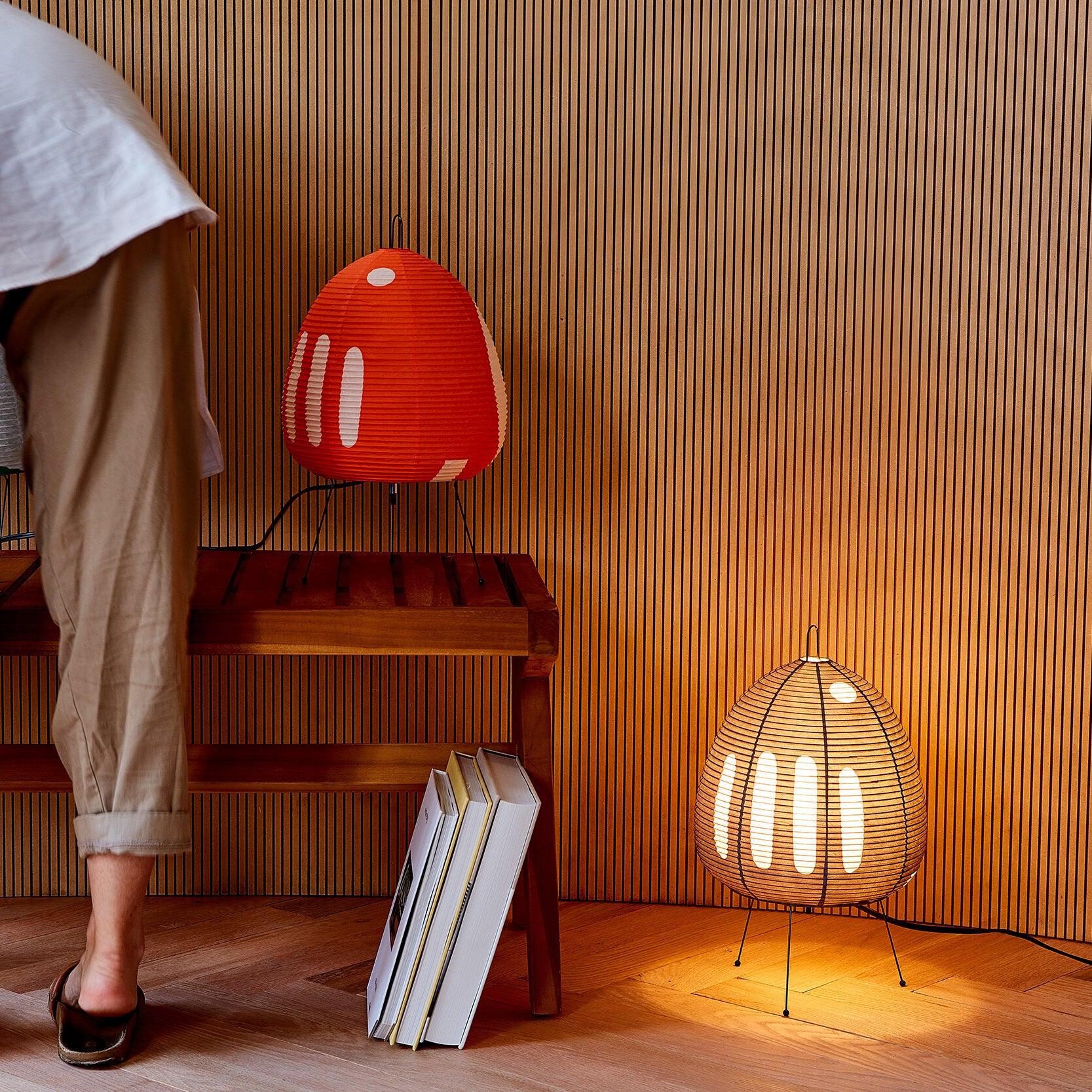 Akari 1A Collection Table Lamp