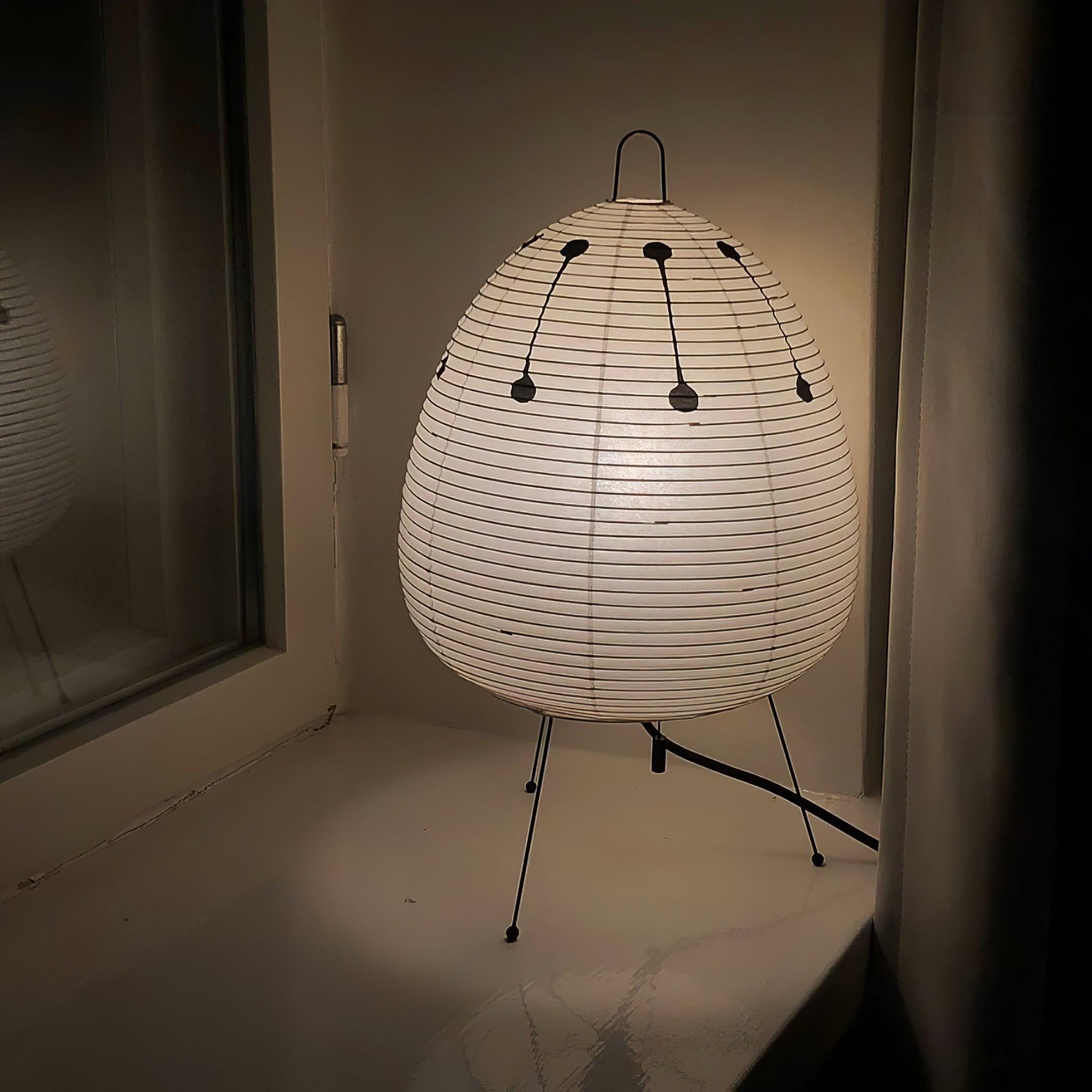Akari 1A Collection Table Lamp
