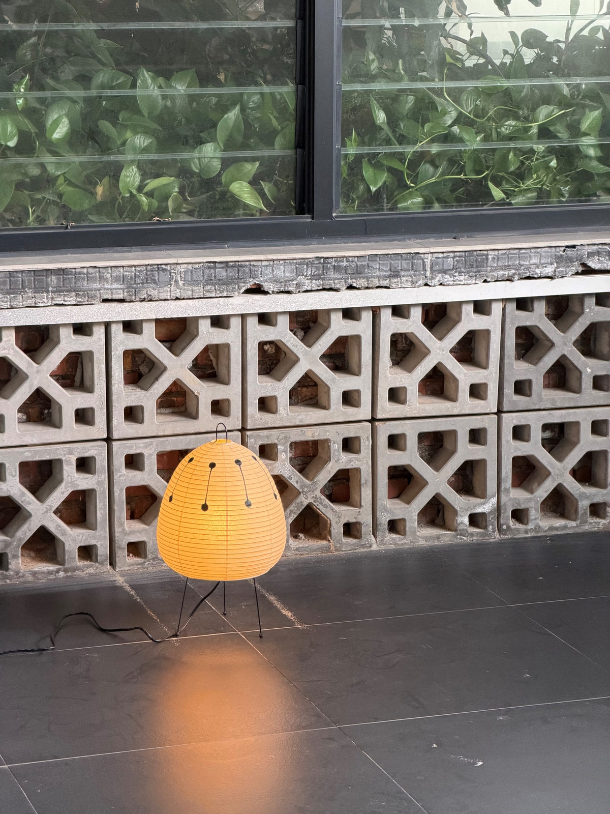 Akari 1A Collection Table Lamp