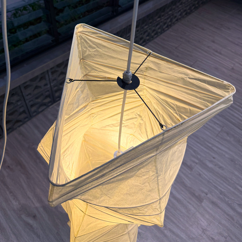 Akari 33N Pendant Lighting