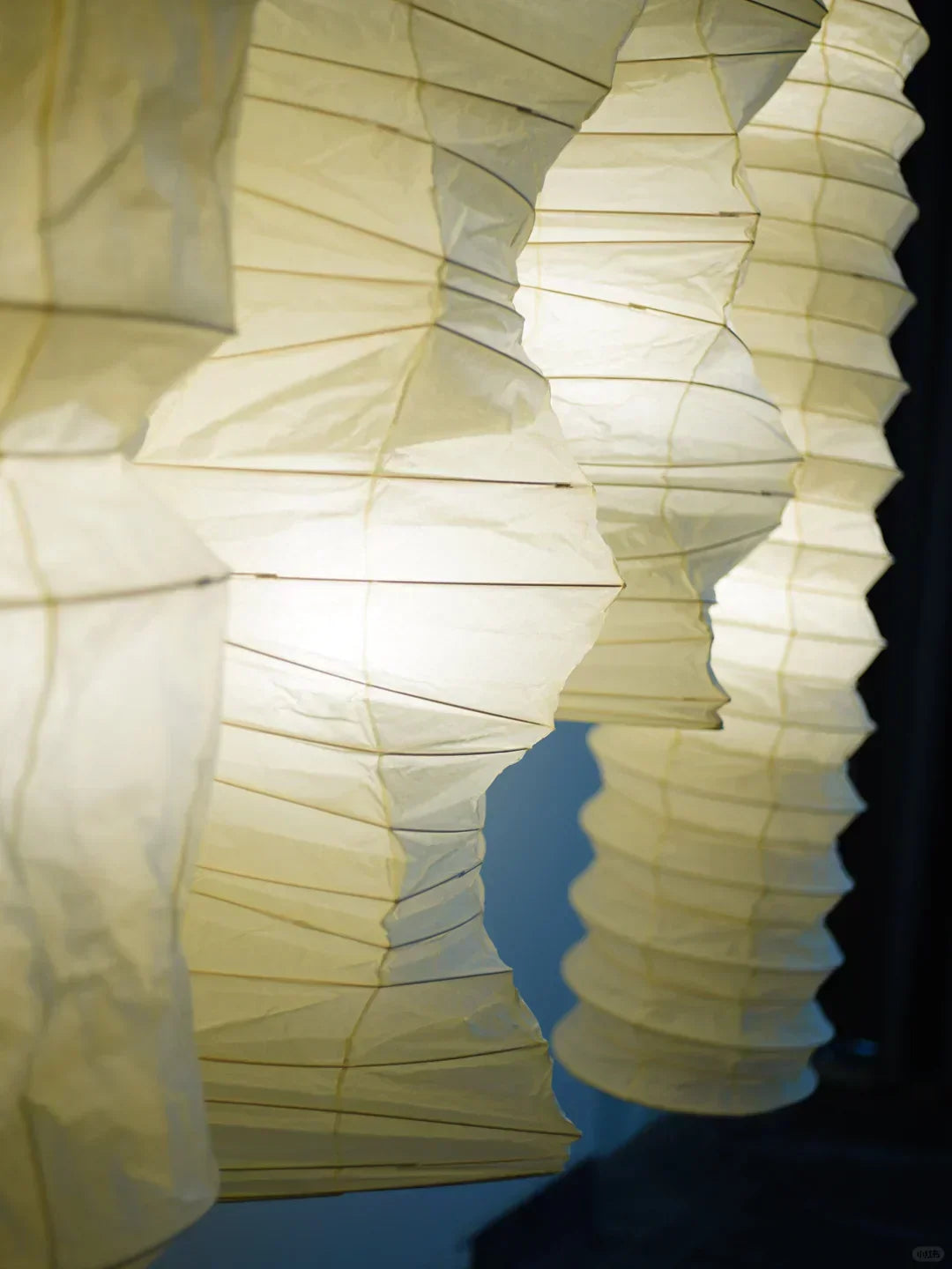Akari 33N Pendant Lighting