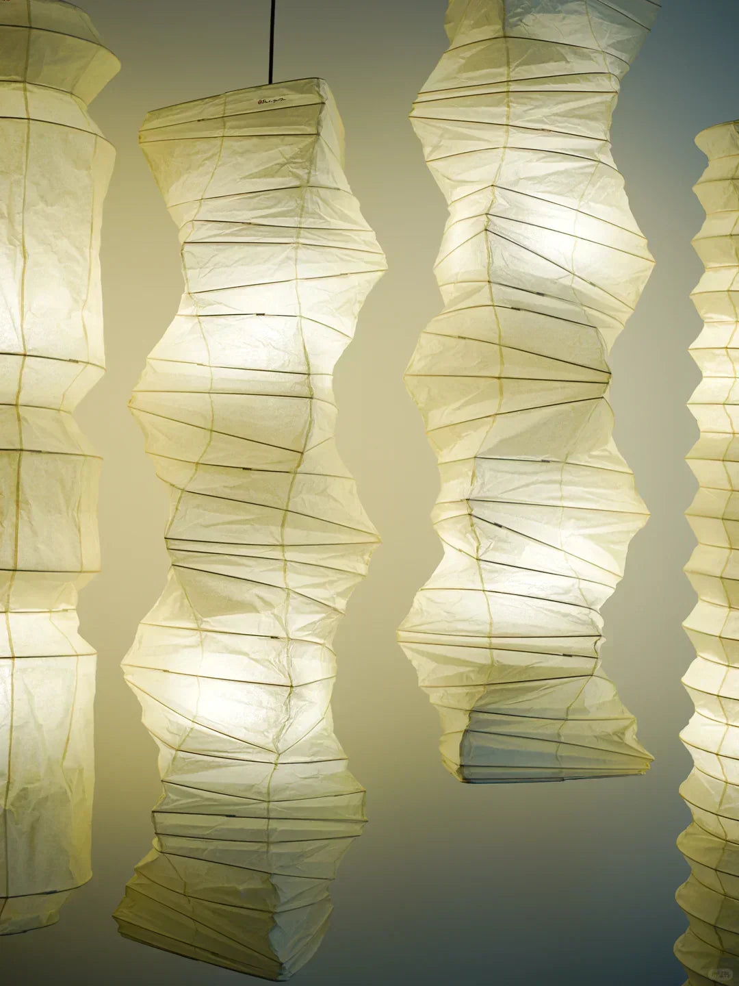 Akari 33N Pendant Lighting