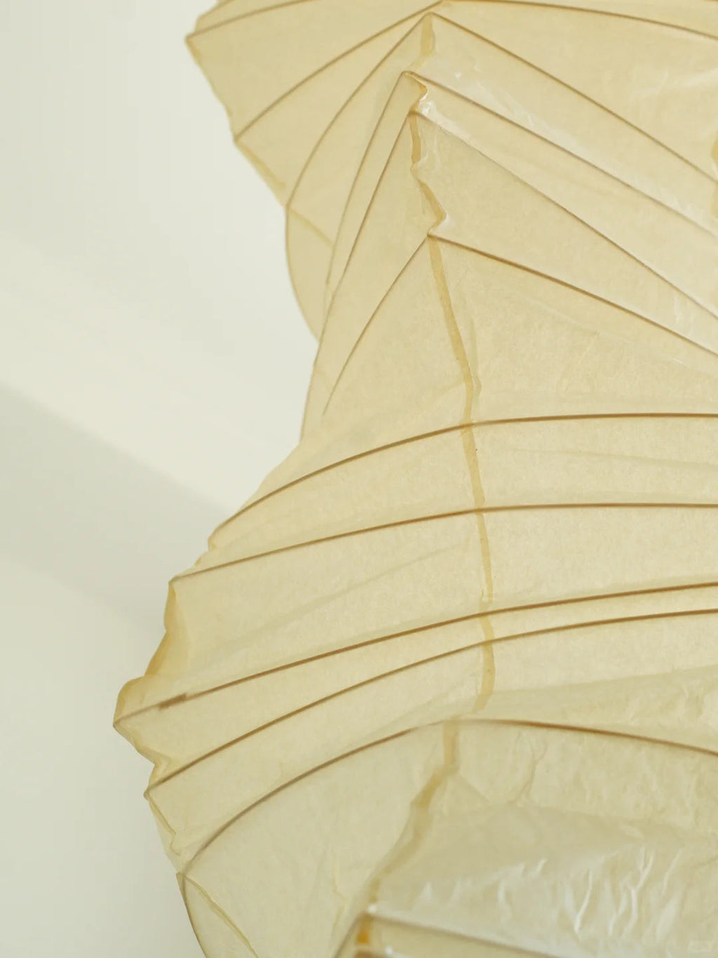 Akari 33N Pendant Lighting