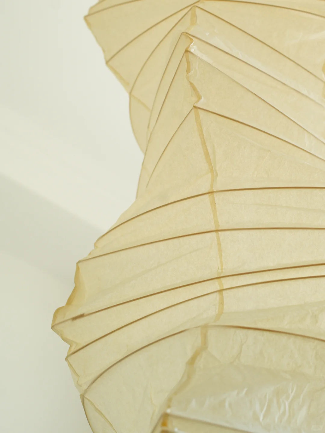 Akari 33N Pendant Lighting