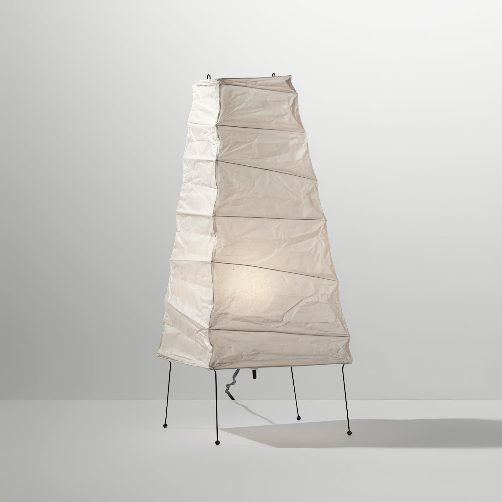 Akari 4N Table Lamp