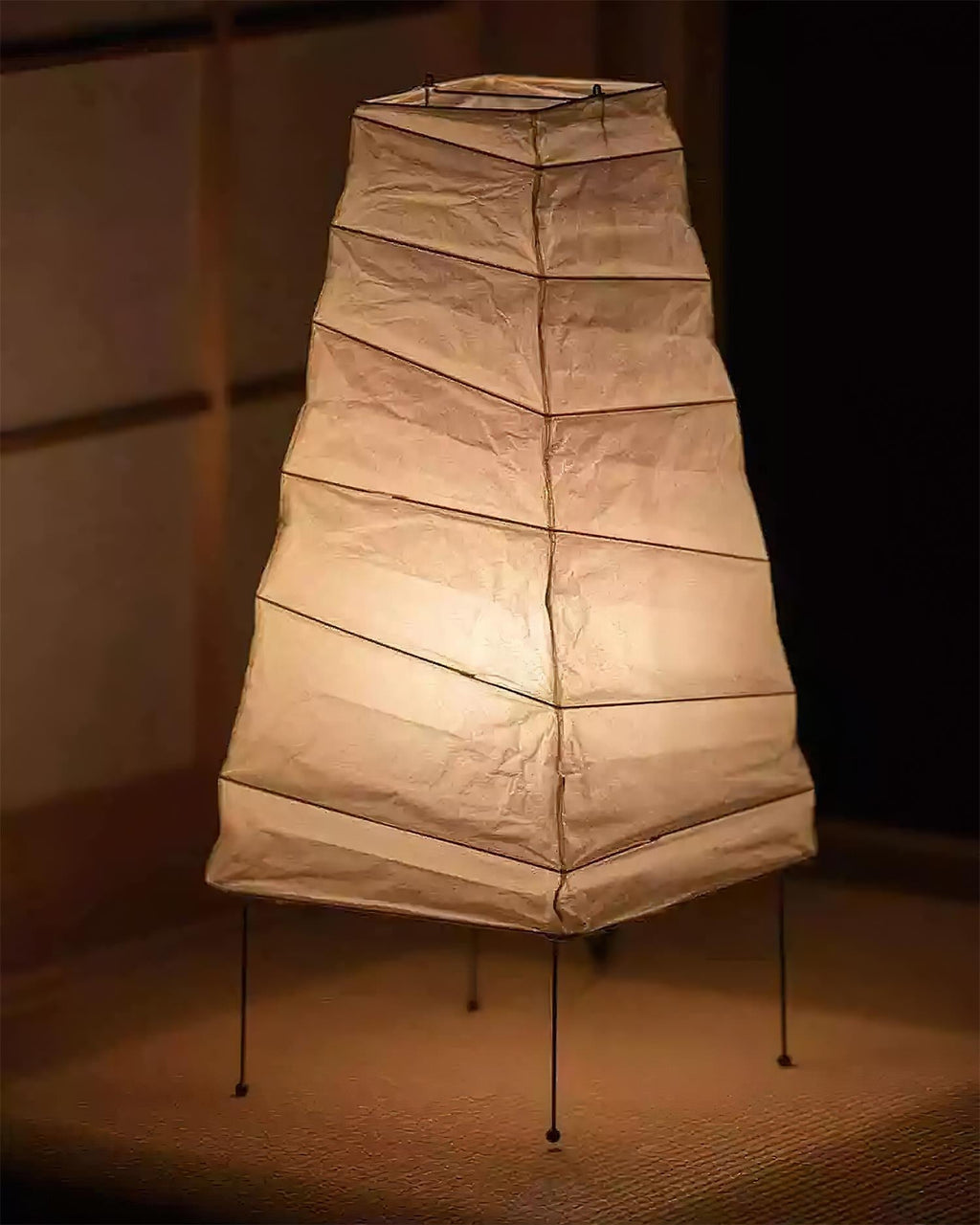 Akari 4N Table Lamp