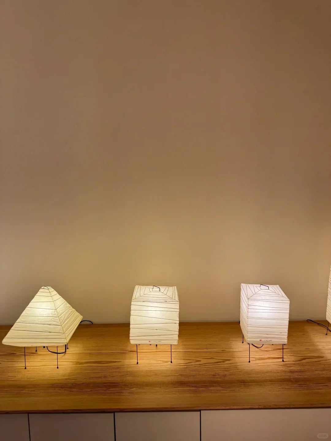 Akari 3X Table Lamp