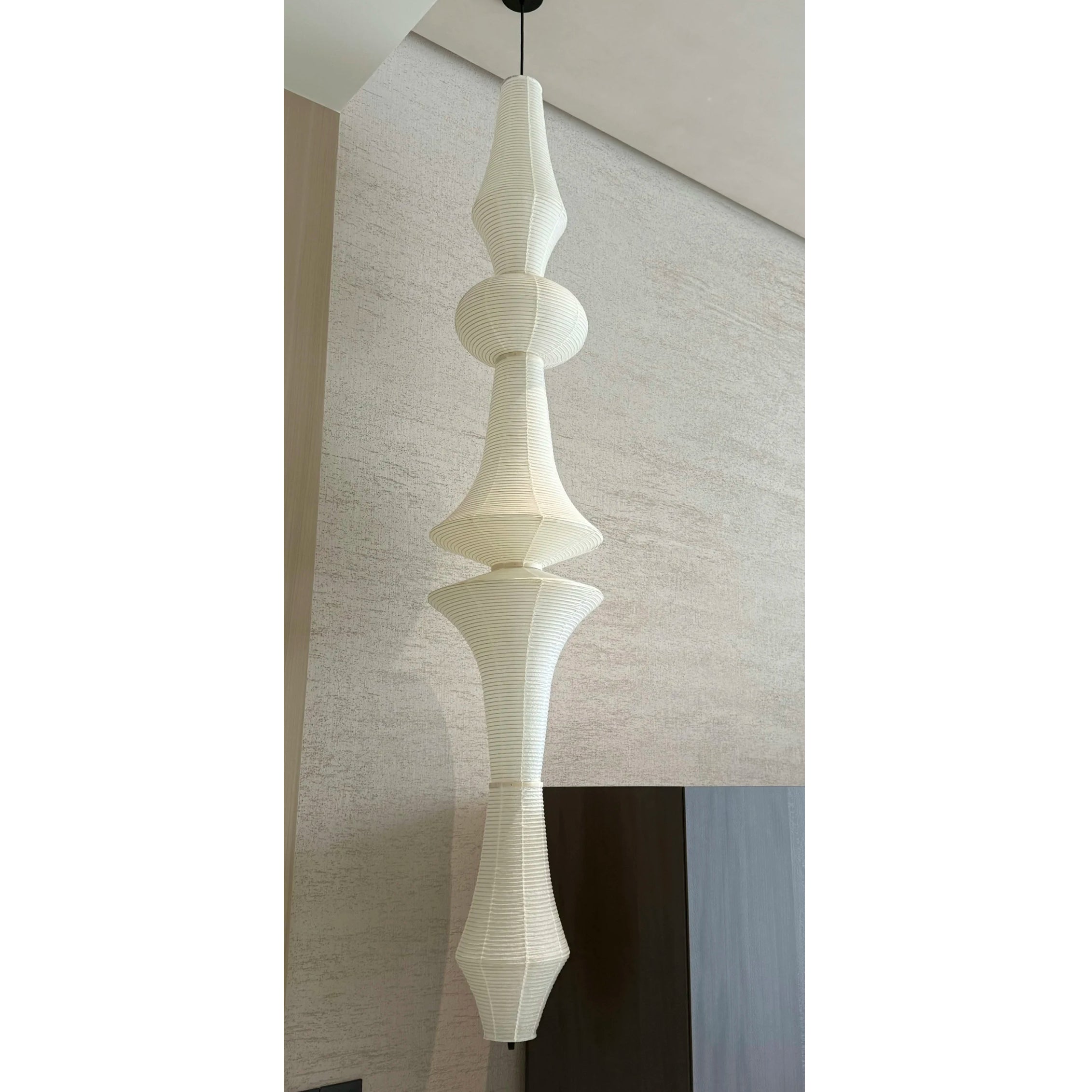 Akari E Pendant Lighting