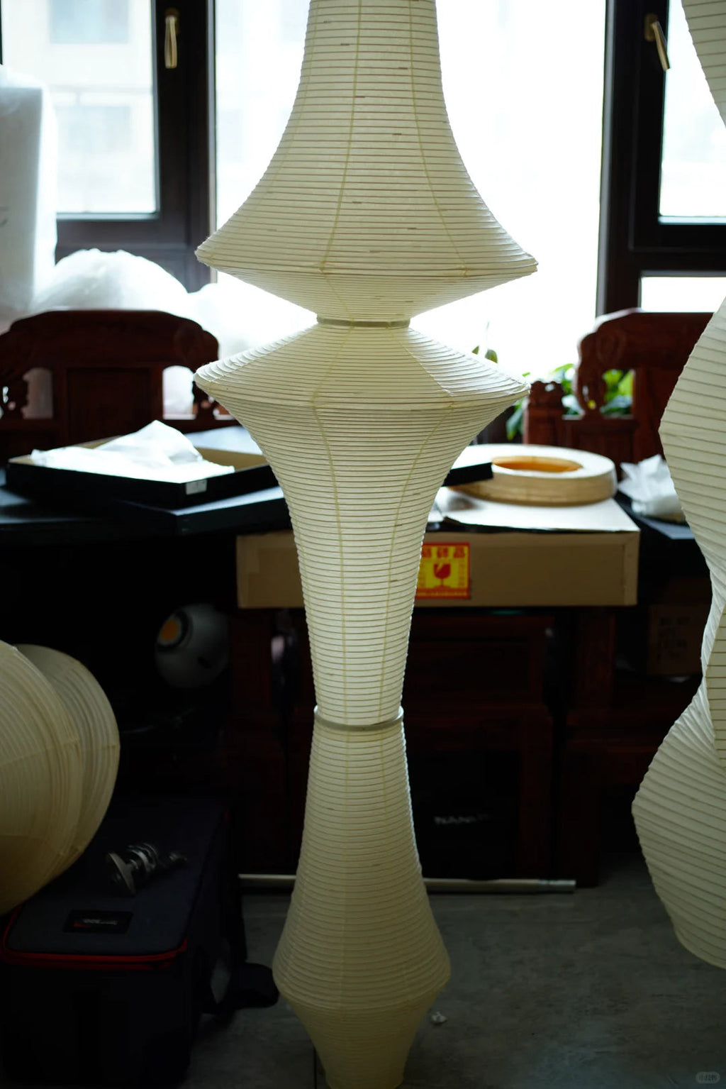 Akari E Pendant Lighting