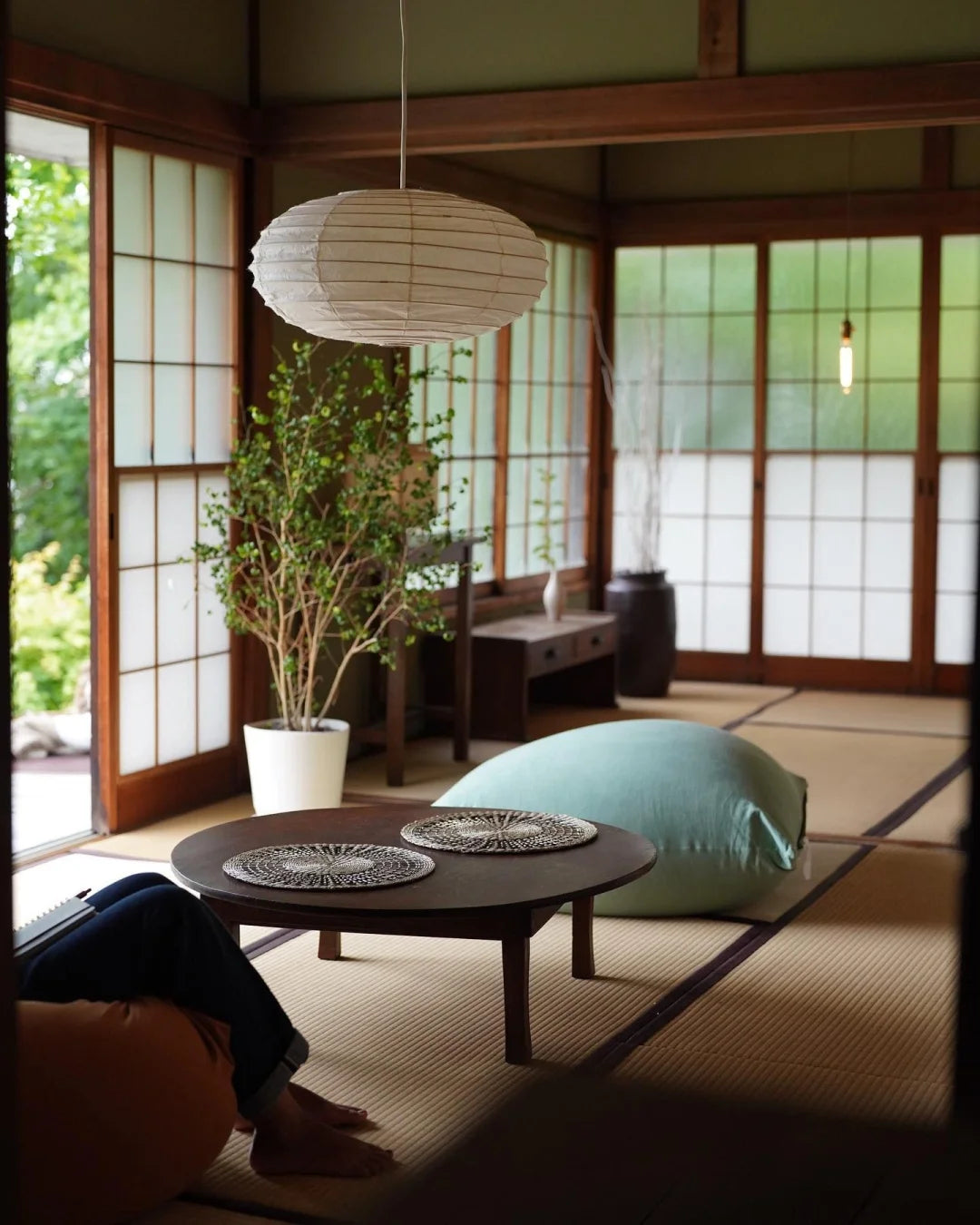 Akari EN Pendant Light