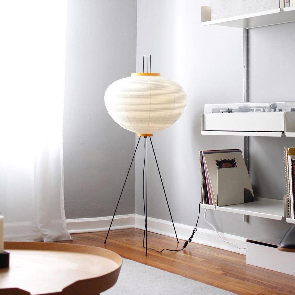 Akari 10A Floor Lamp