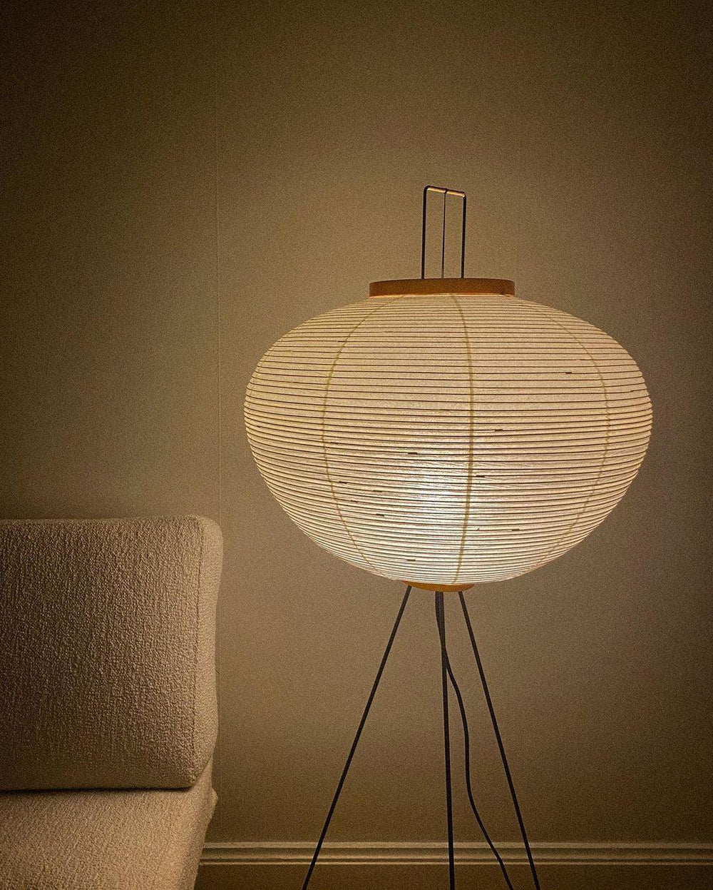 Akari 10A Floor Lamp