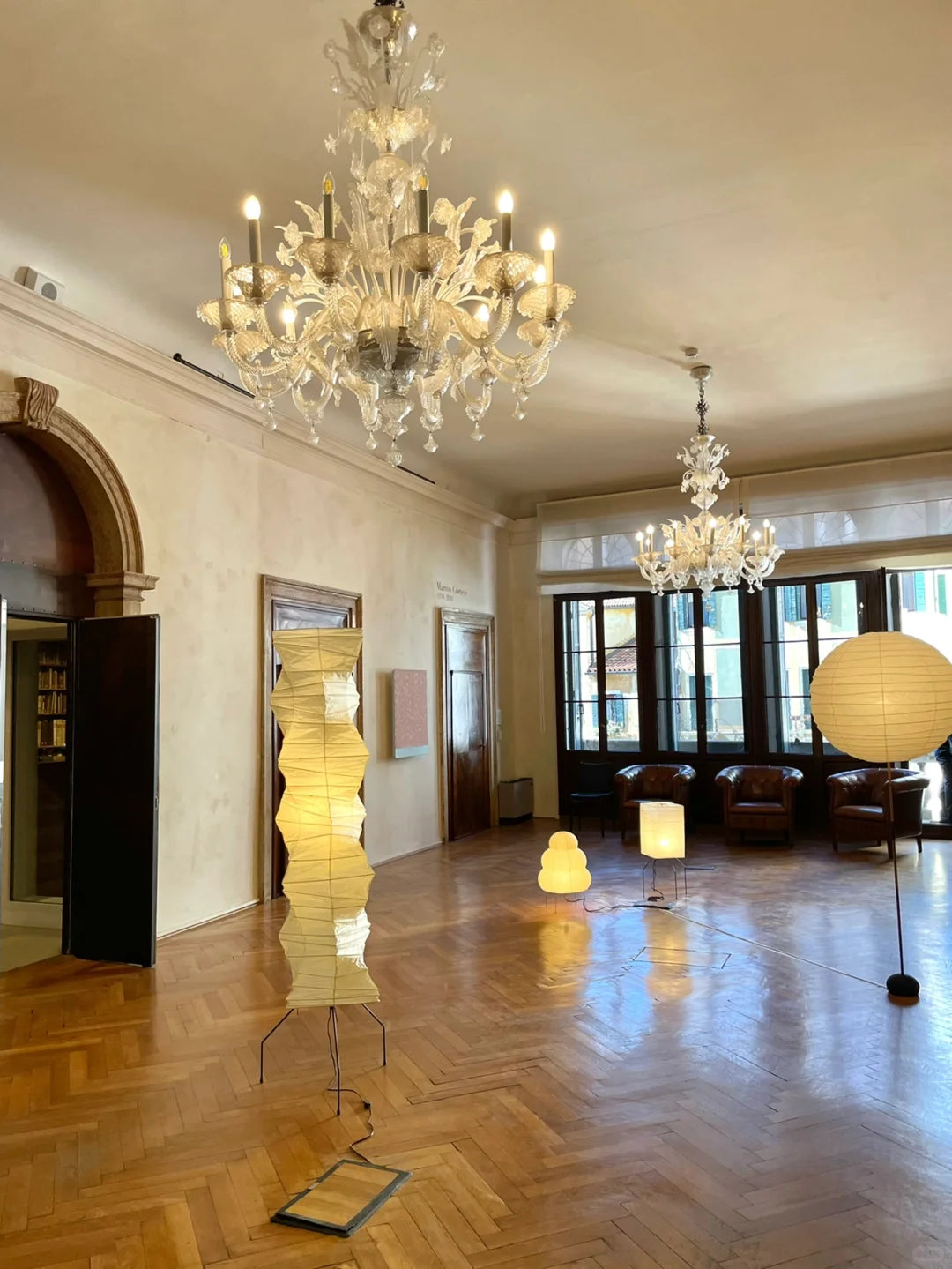 Akari 33N Pendant Lighting