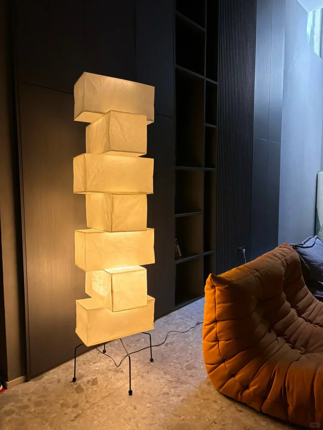 Akari UF4-L10 Floor Lamp