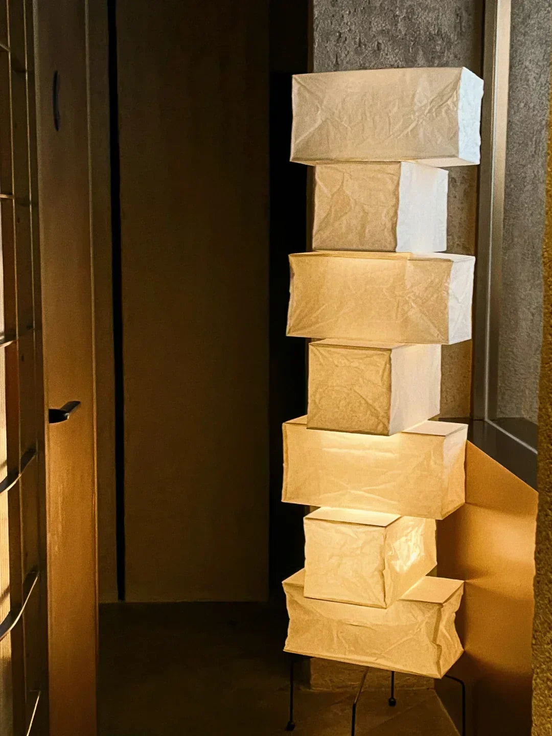 Akari UF4-L10 Floor Lamp