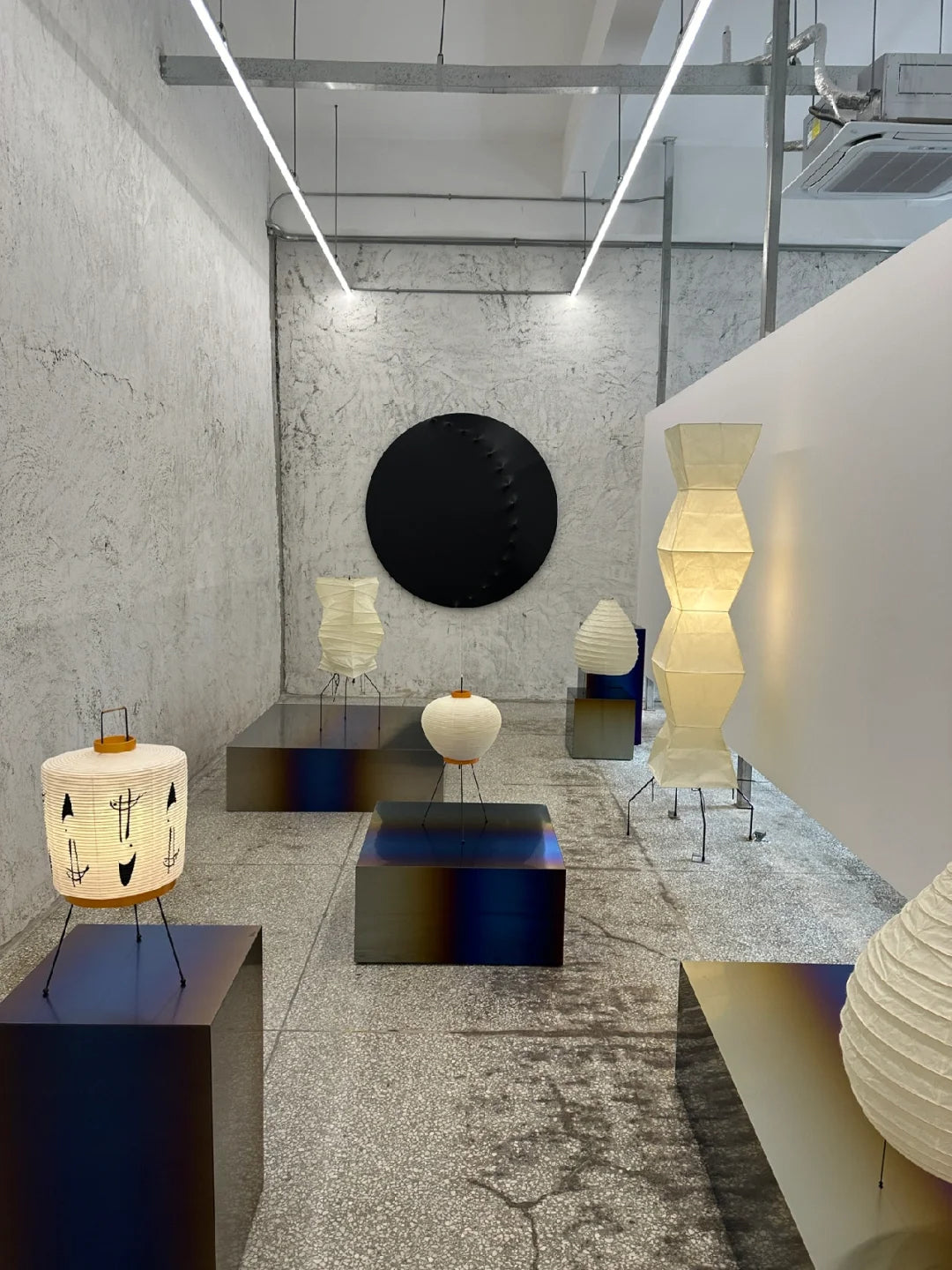 Akari UF4-L9 Floor Lamp