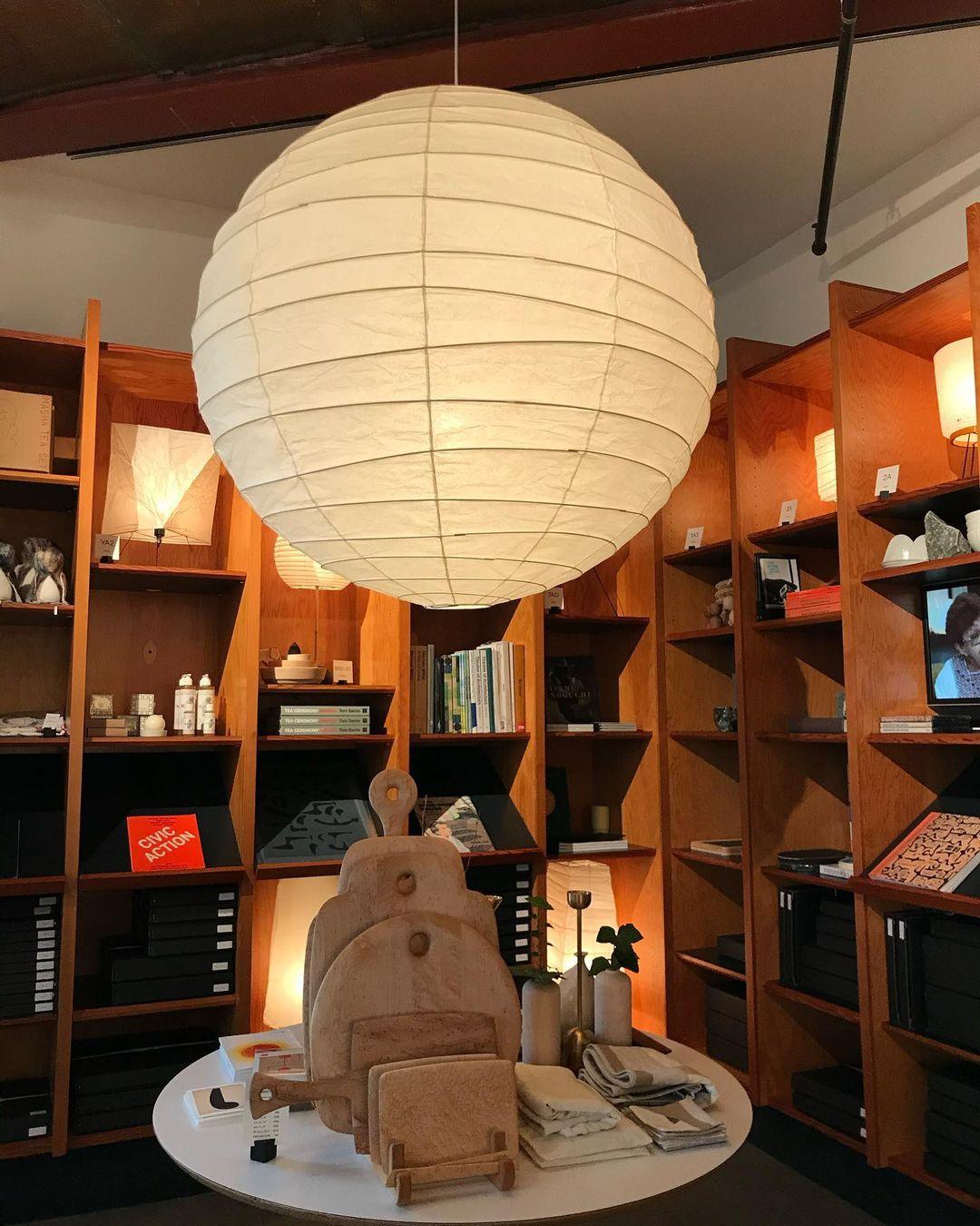 Akari D Pendant Lighting