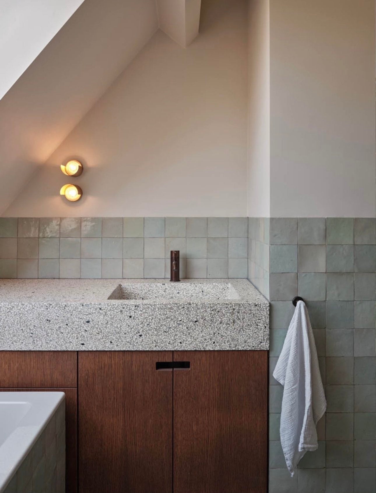 Alba Monocle Wall Sconce