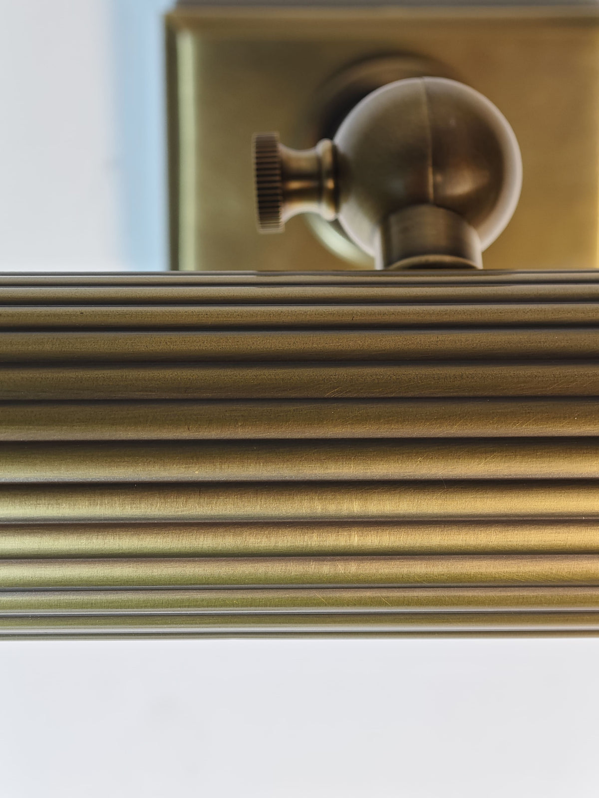Amelia Picture Sconce