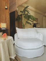 Andaz Chi Yutang Table Lamp