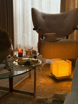 Andaz Chi Yutang Table Lamp