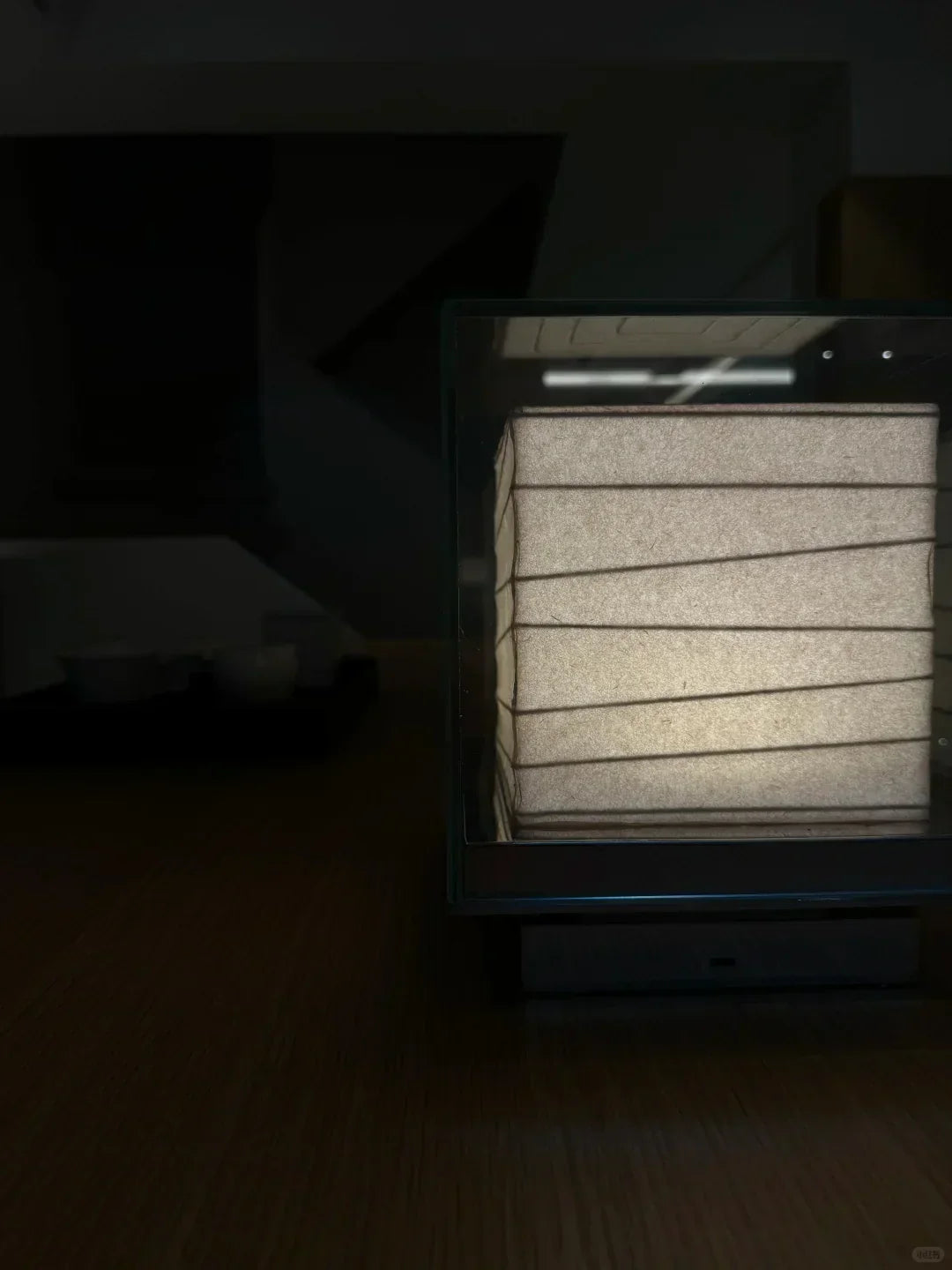 Andaz Chi Yutang Table Lamp