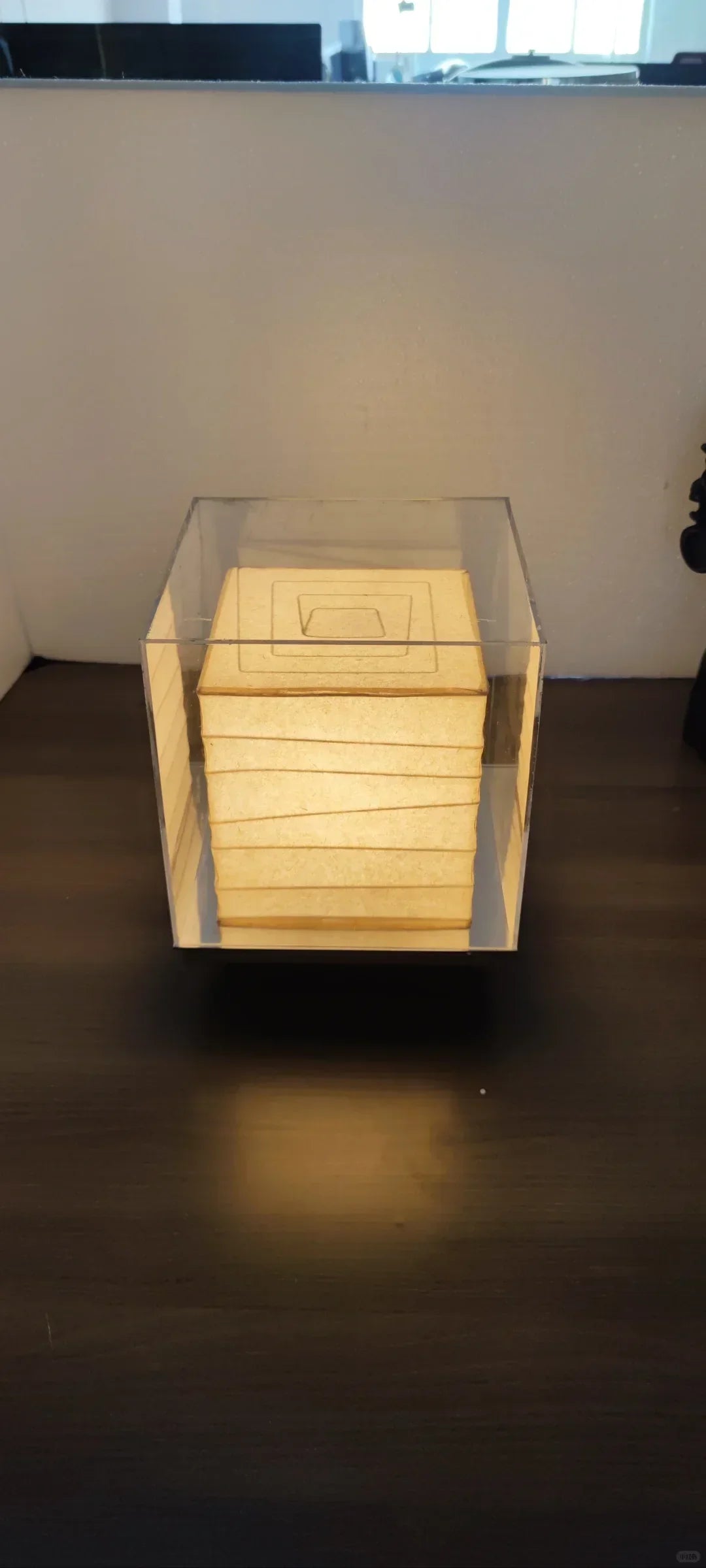 Andaz Chi Yutang Table Lamp