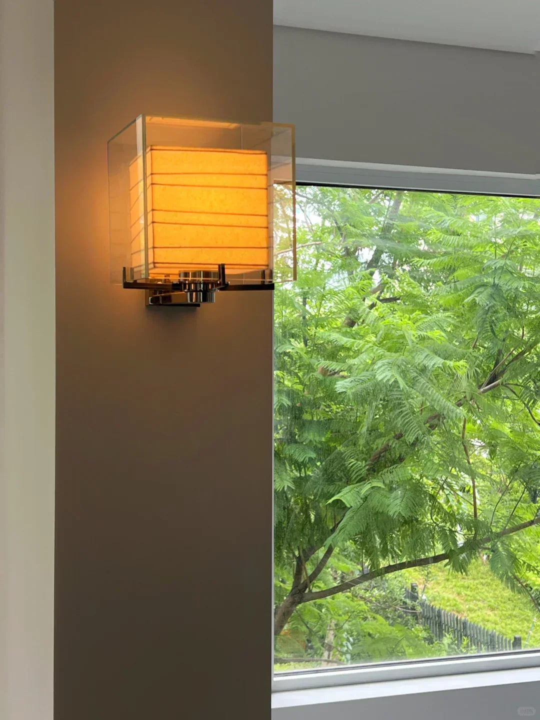 Andaz Chi Yutang Wall Lamp