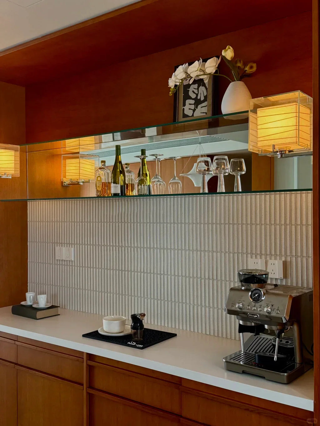 Andaz Chi Yutang Wall Lamp