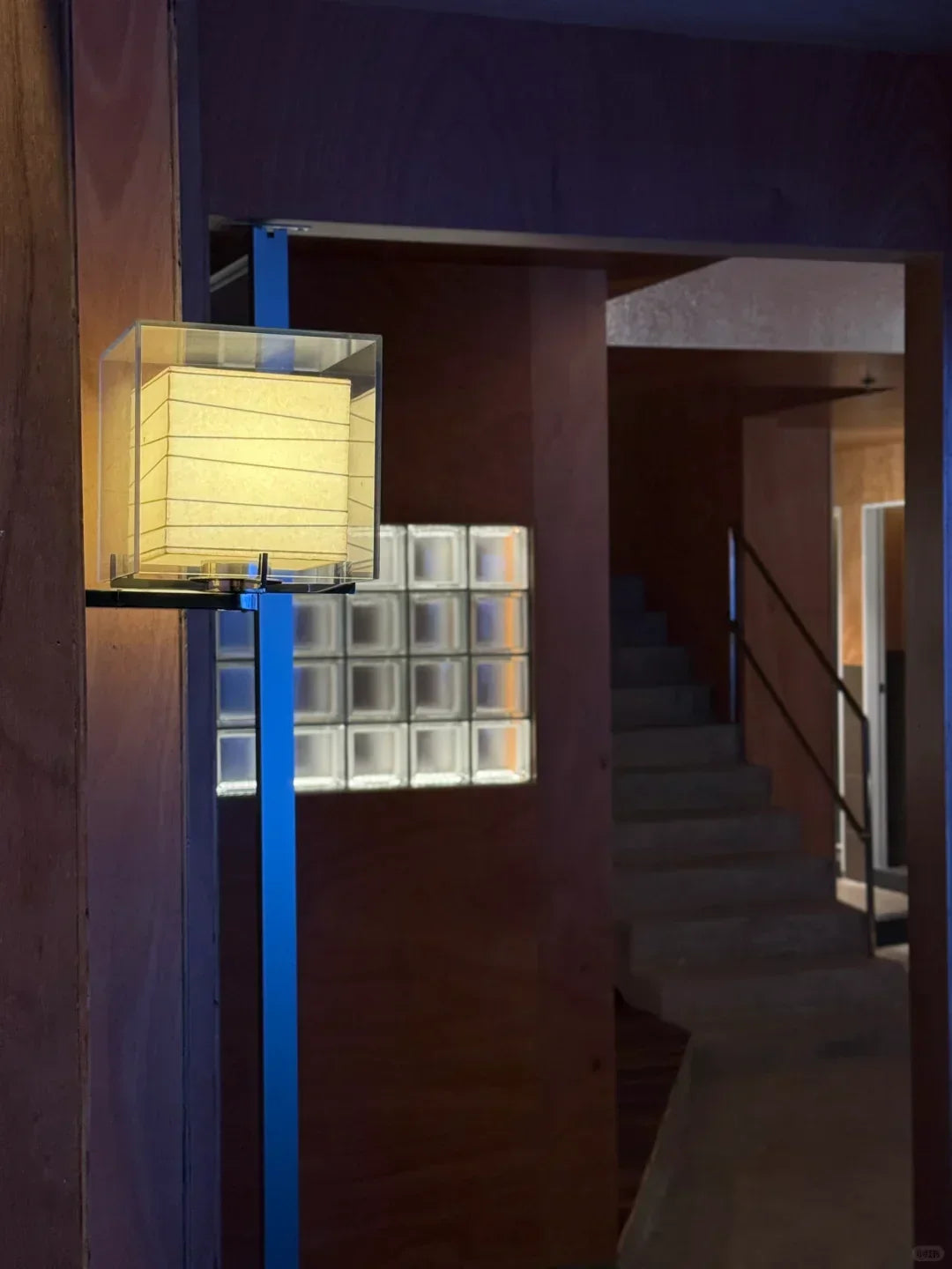 Andaz Chi Yutang Wall Lamp