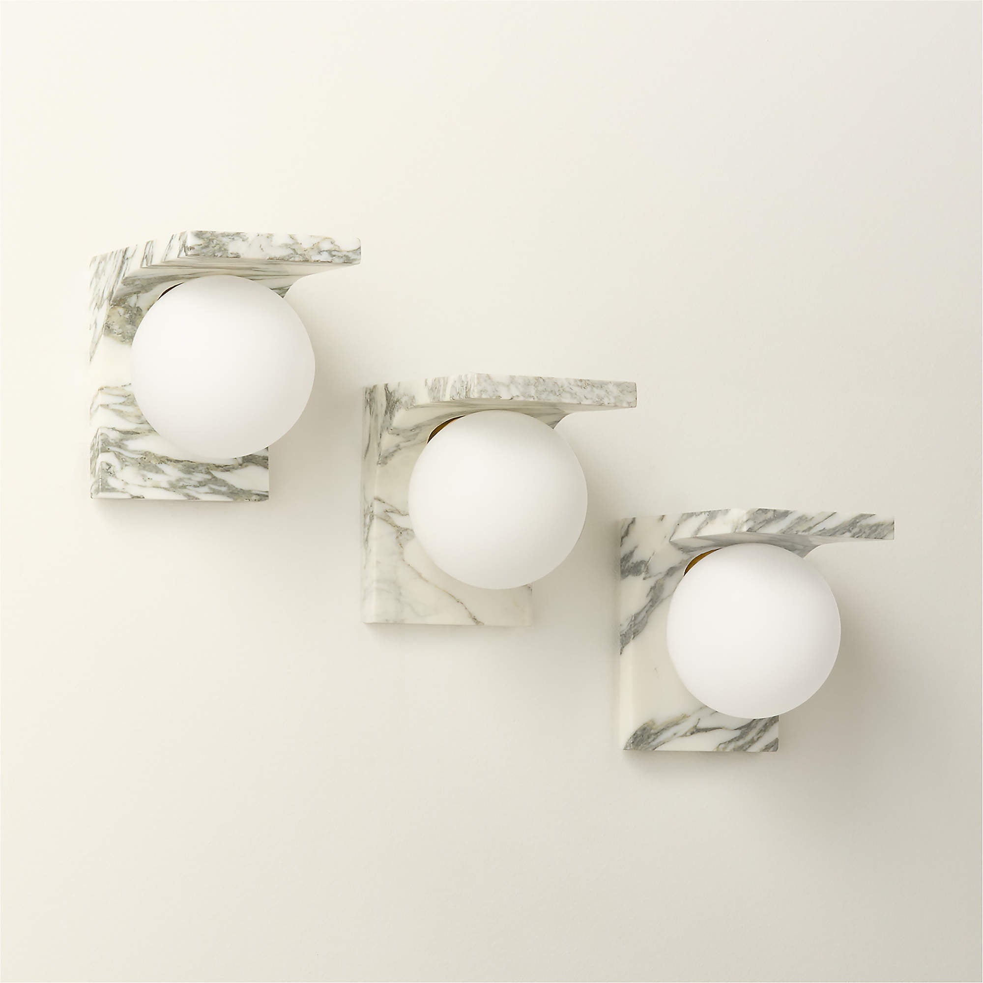 Aqua Virgo Sconce