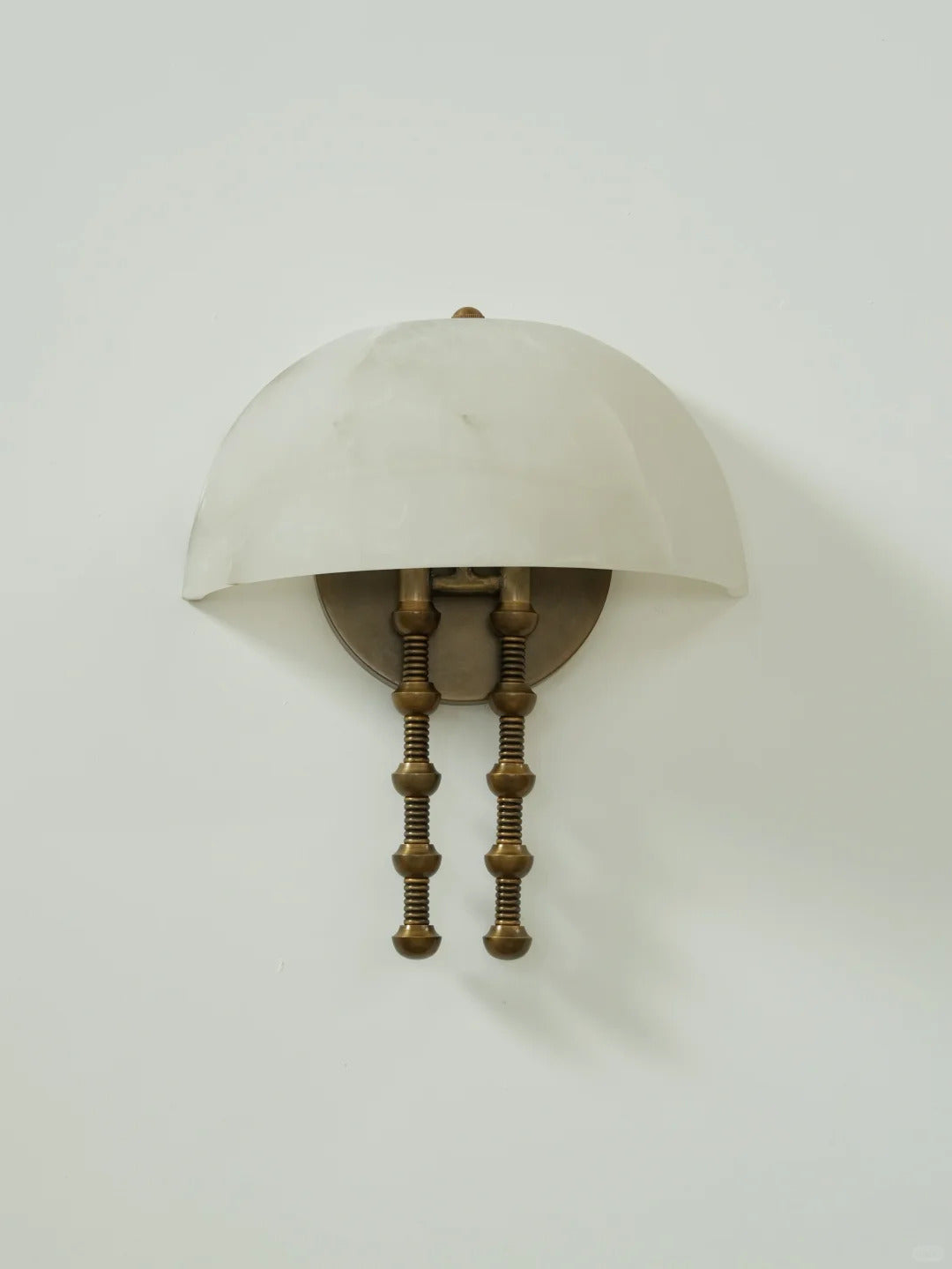 Arlen Sconce