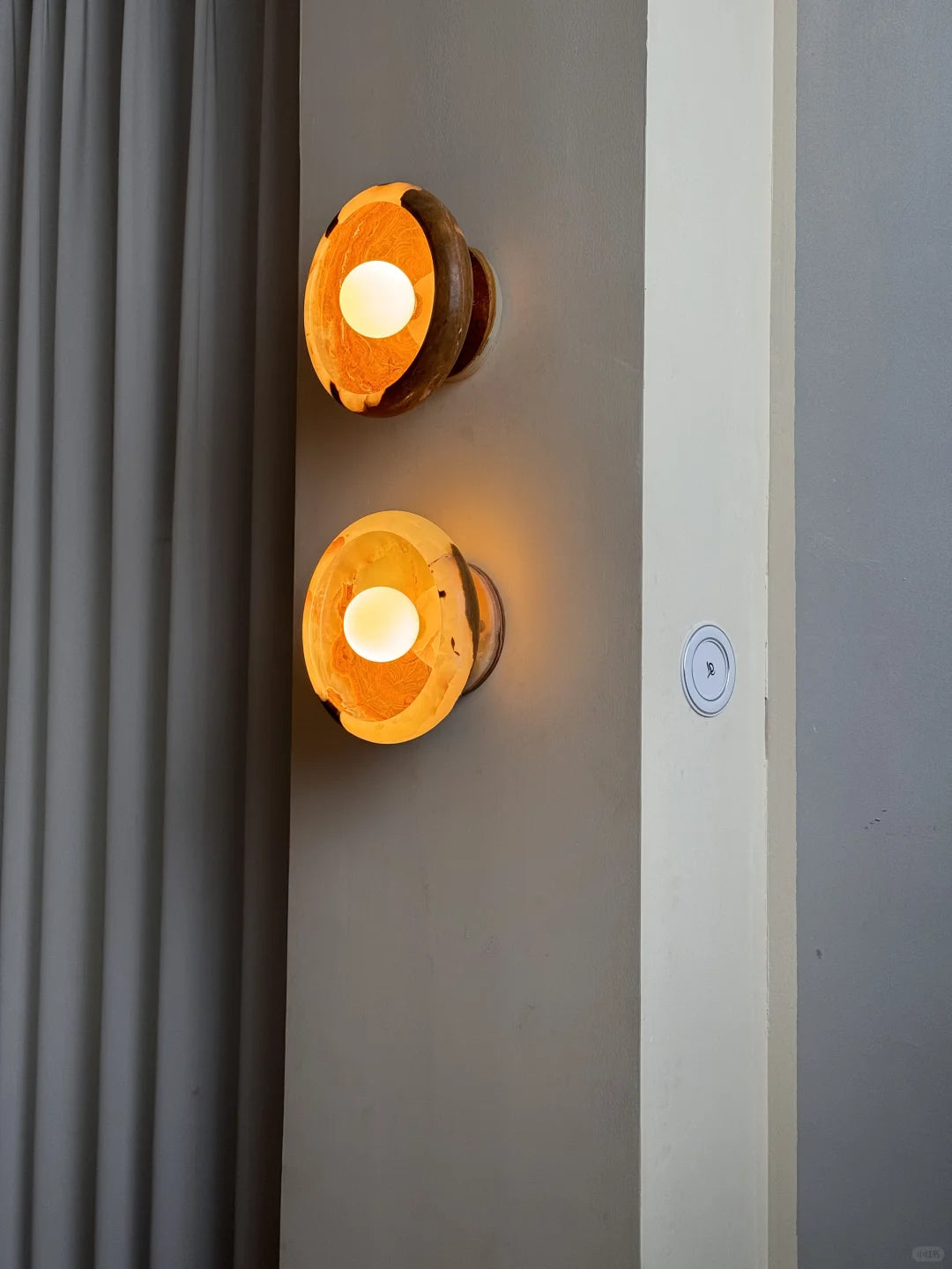Aurora Green Onyx Sconce