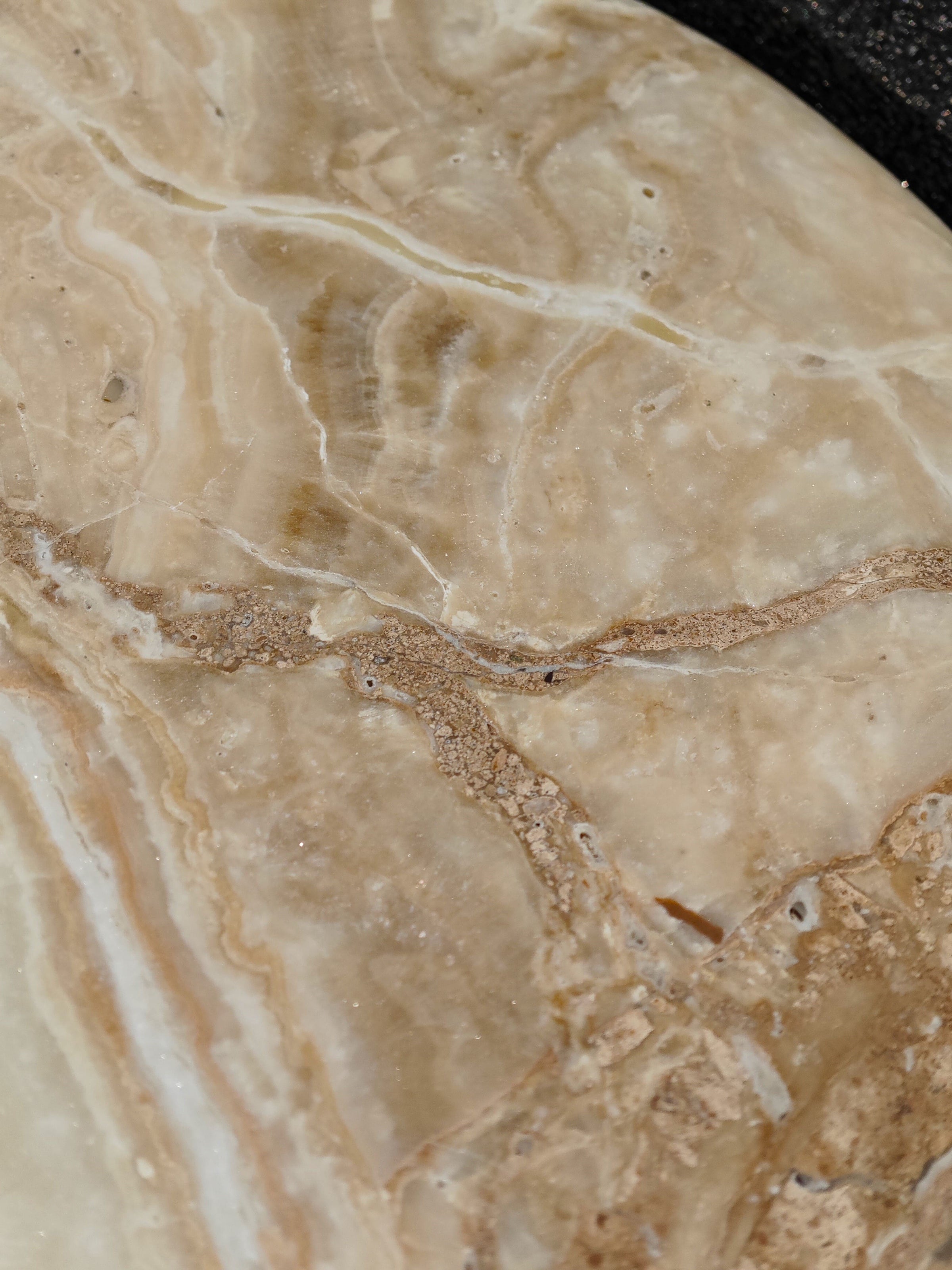 Banded Tan Agate Sconce