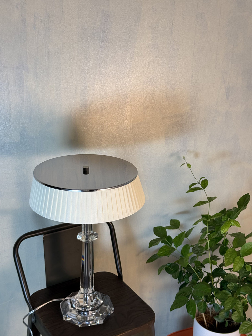 Bon Jour Versailles Table Lamp