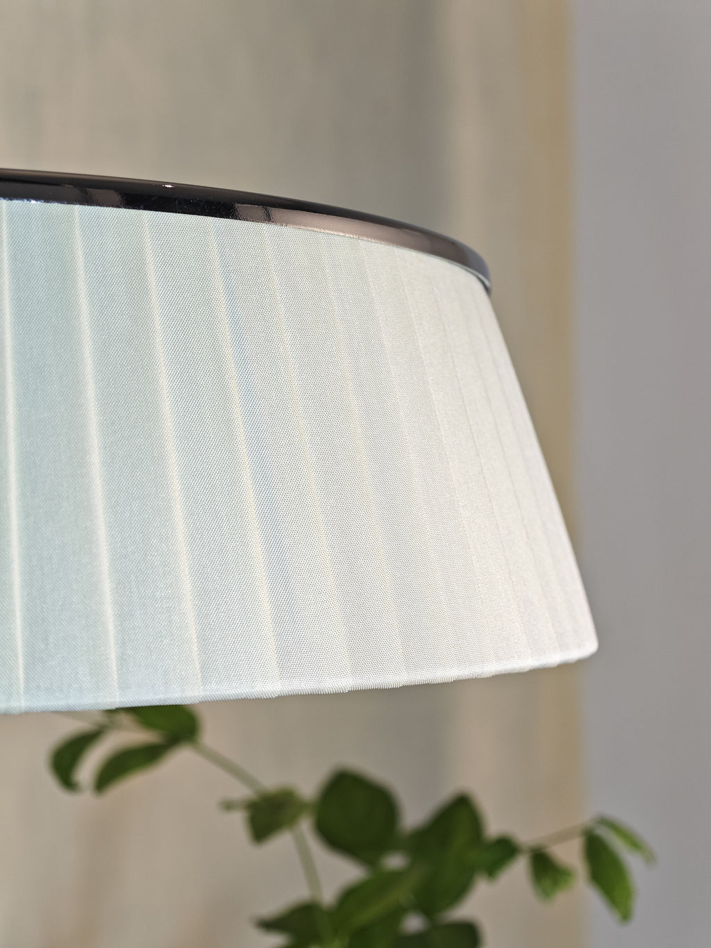 Bon Jour Versailles Table Lamp