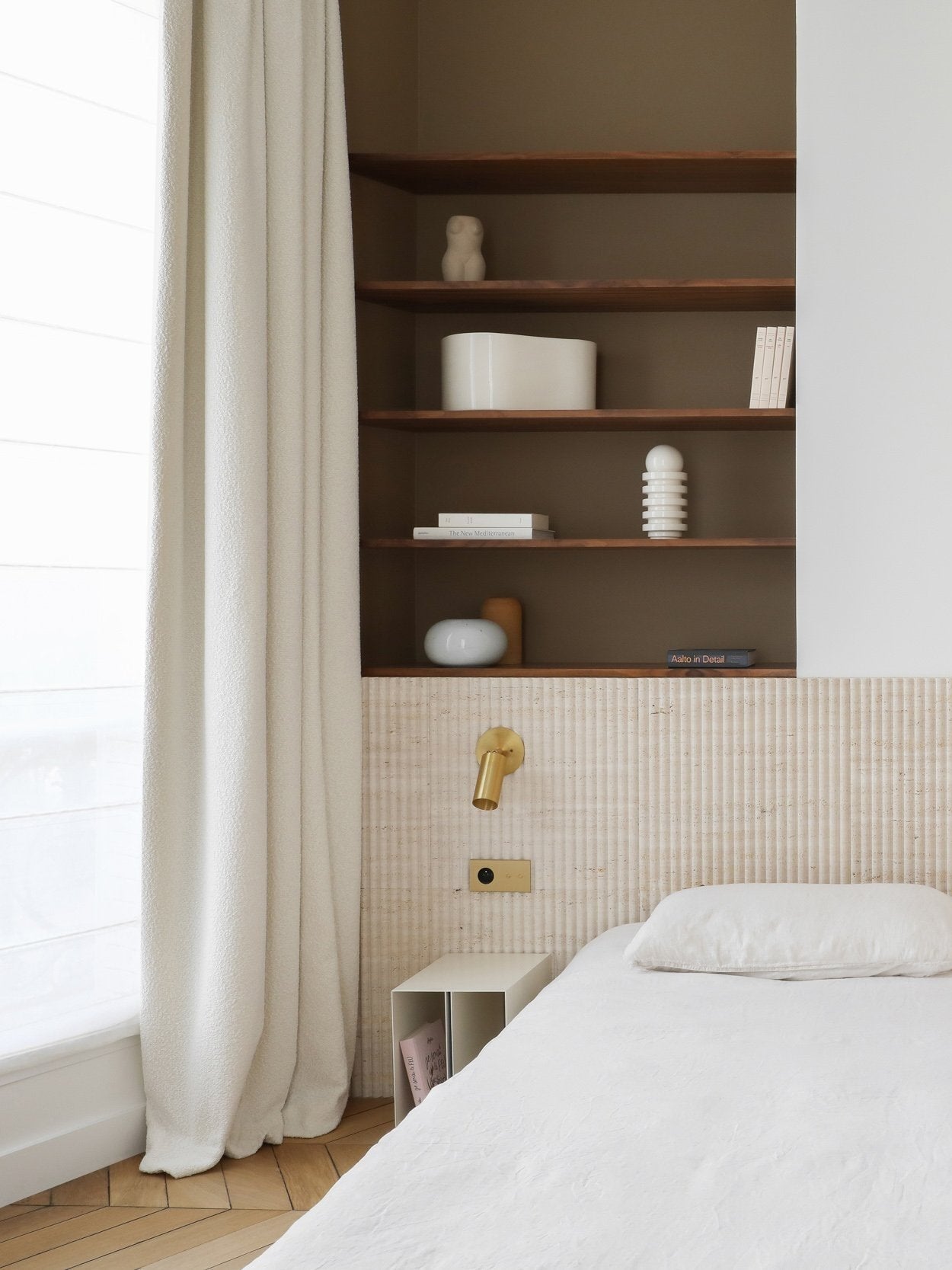 Book XL Wall Sconce