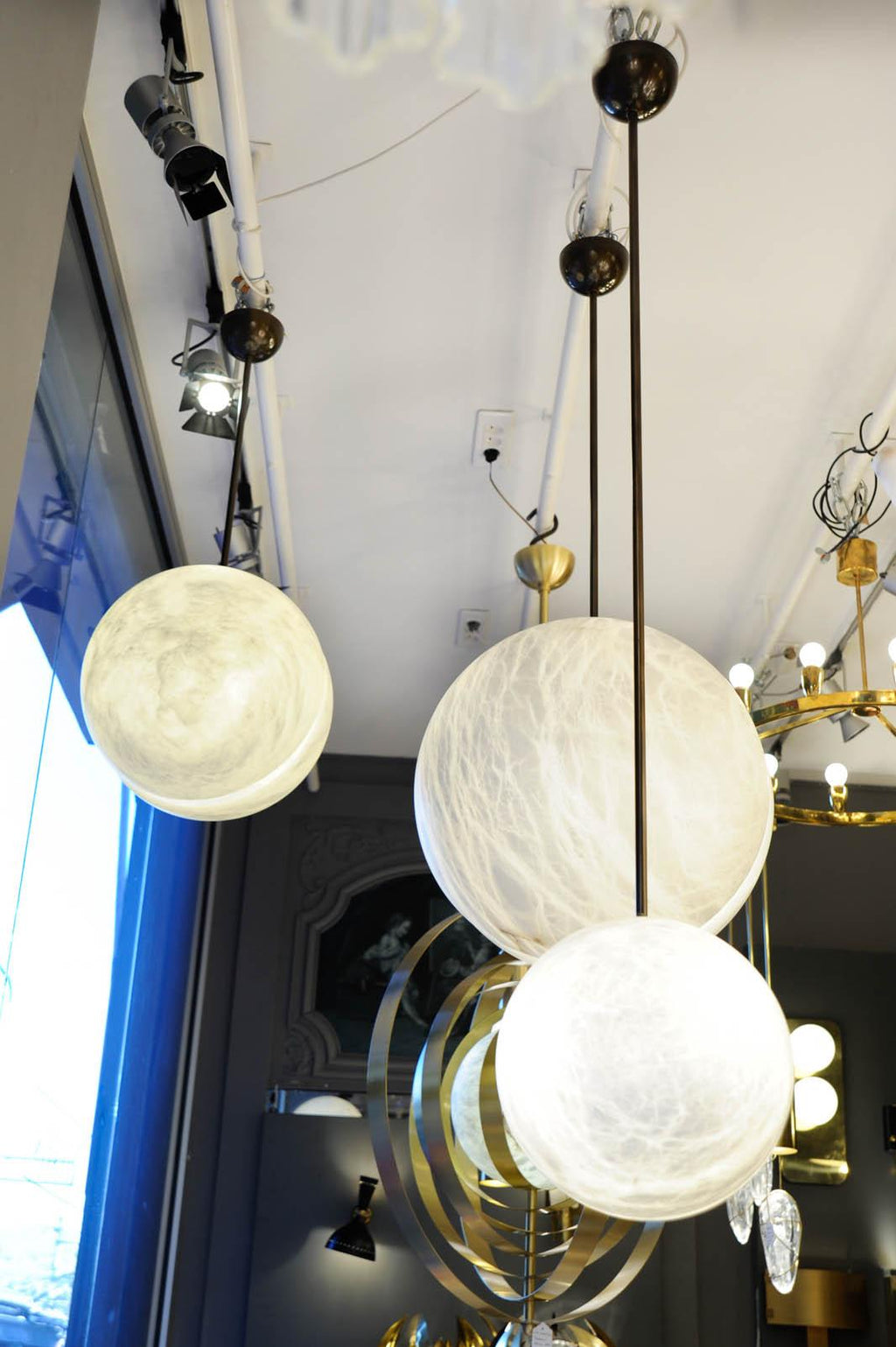 Meridian Sphere Suspension Lamp