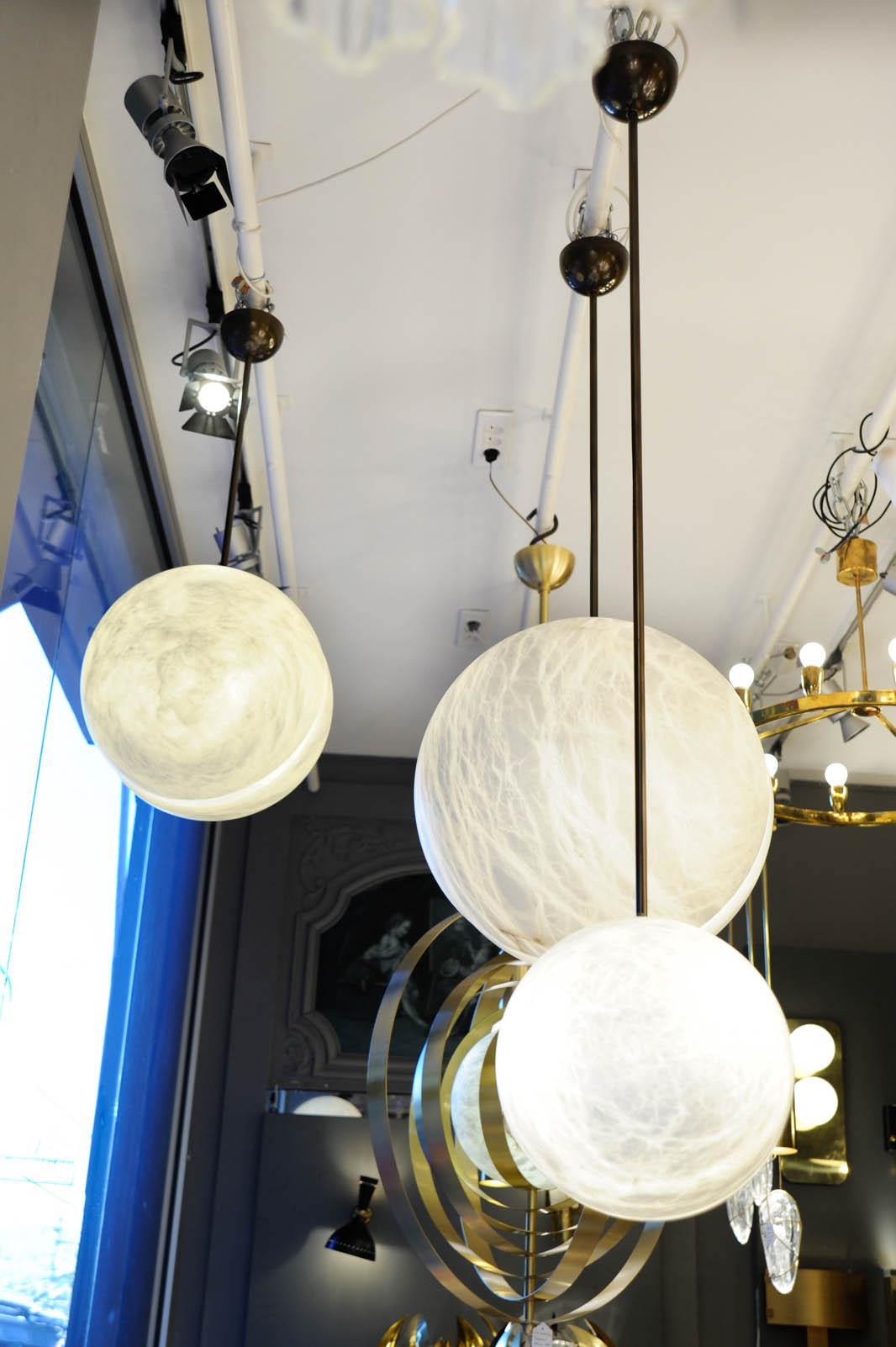 Meridian Sphere Suspension Lamp