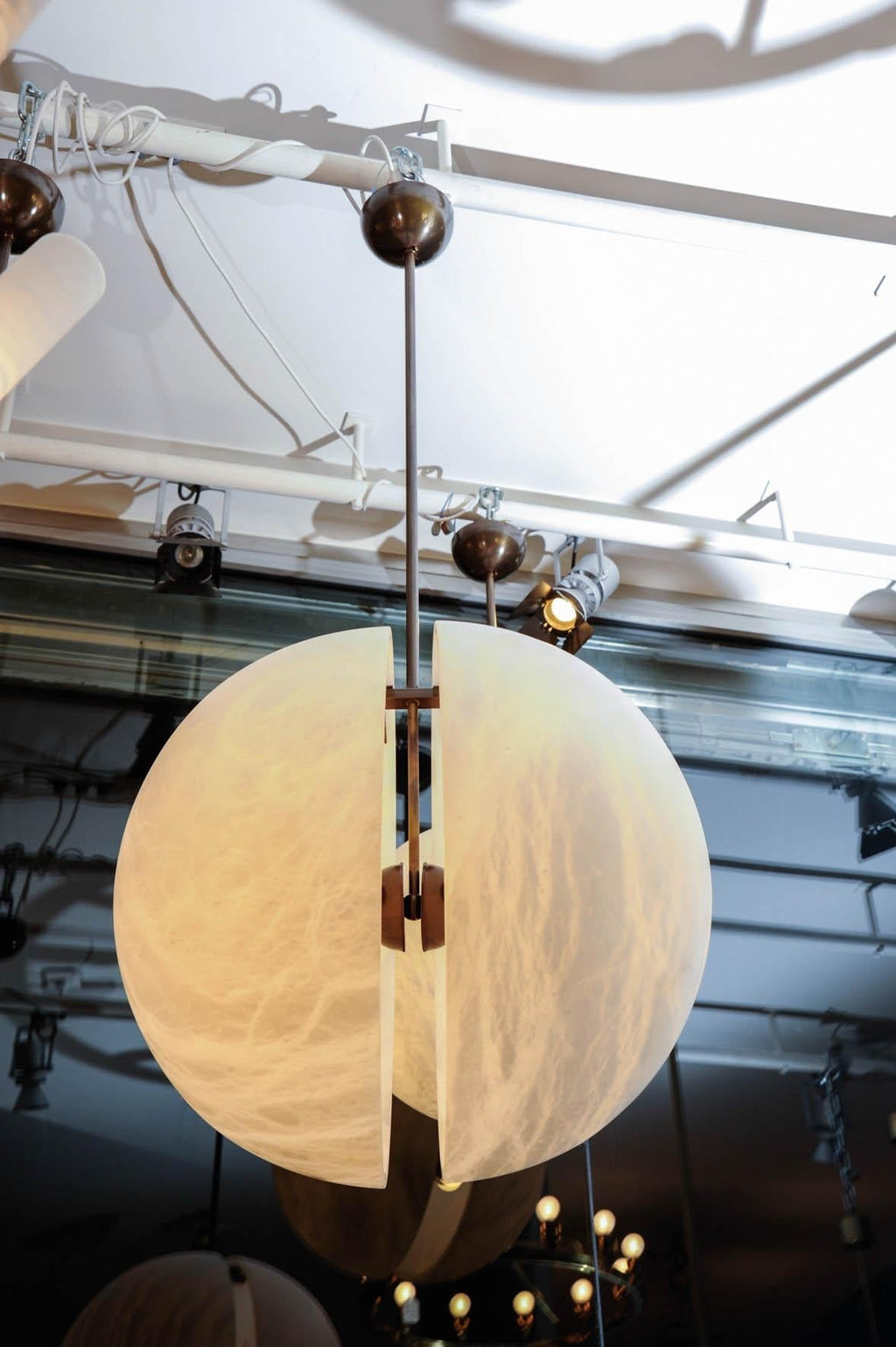 Meridian Sphere Suspension Lamp