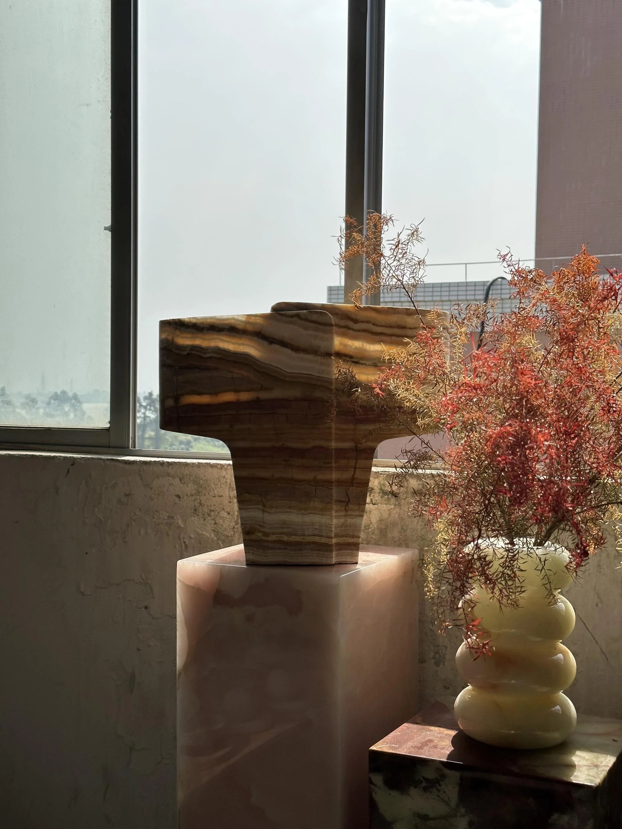 Brown Fantasy Onyx Table Lamp