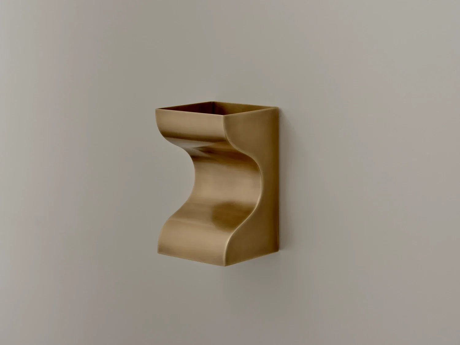 Buckle Wall Sconce