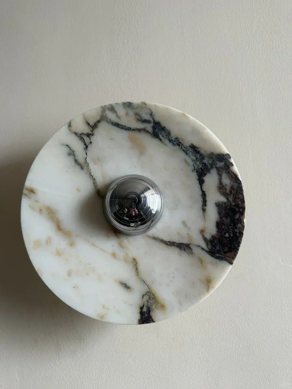 Calacatta Oro Round Sconce