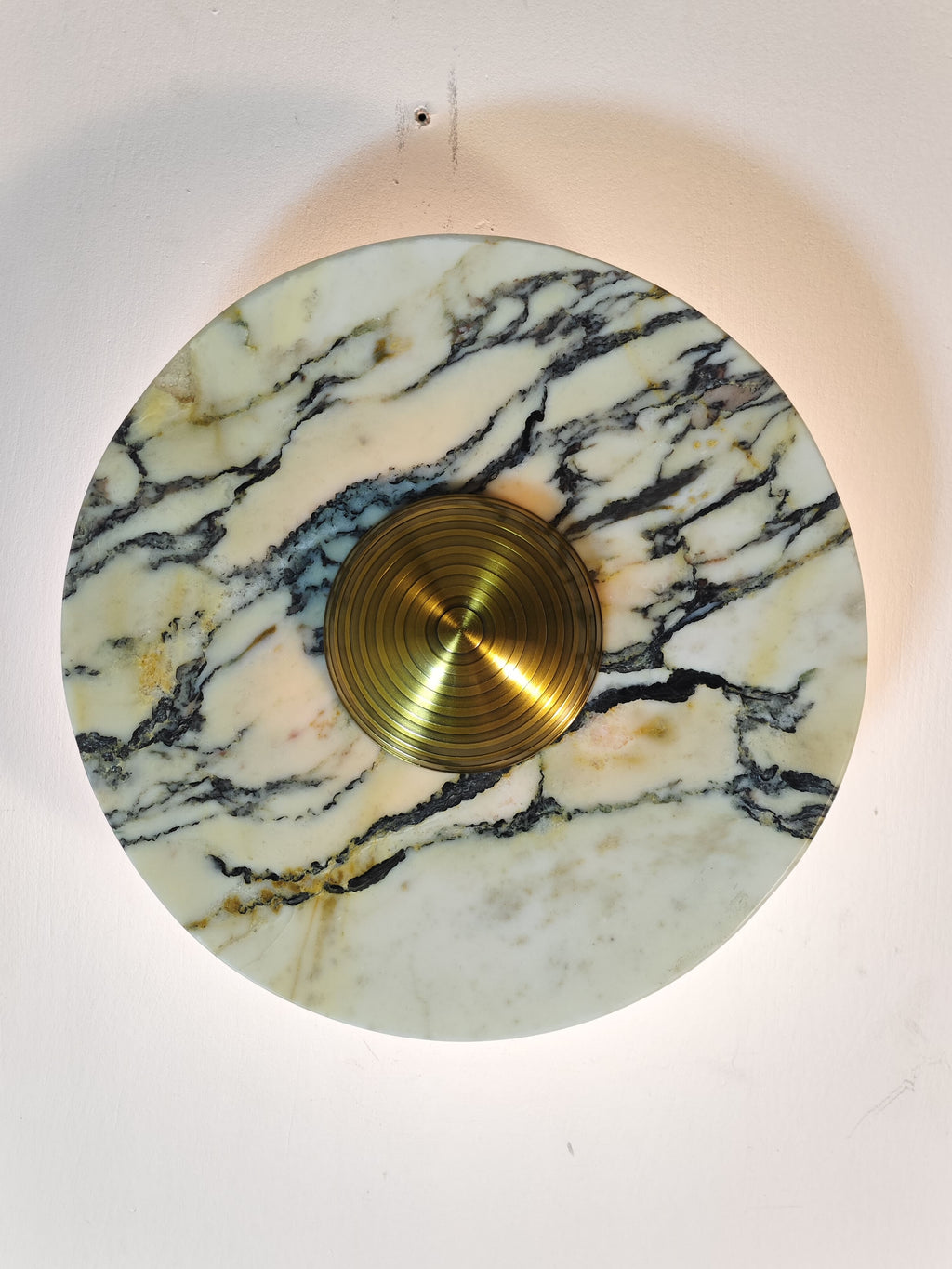 Calacatta Oro Round Sconce