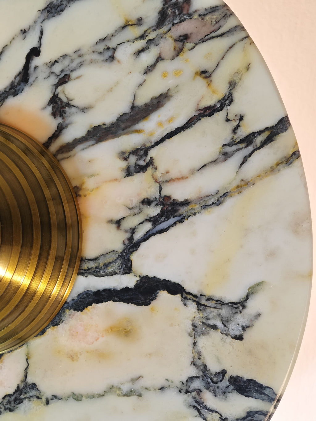 Calacatta Oro Round Sconce